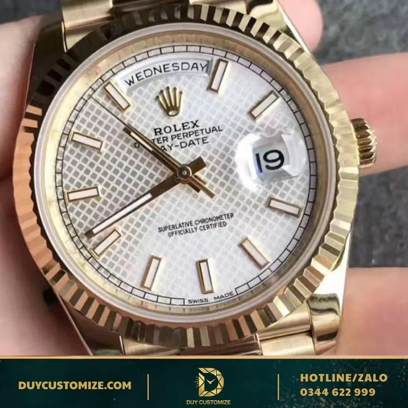 Fake Rolex 1:1 DAY-DATE 40 228239 watch