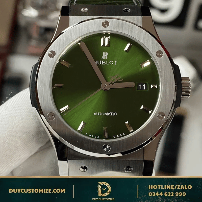 Hublot Replica 1:1 Classic Fusion Green Titanium Watch