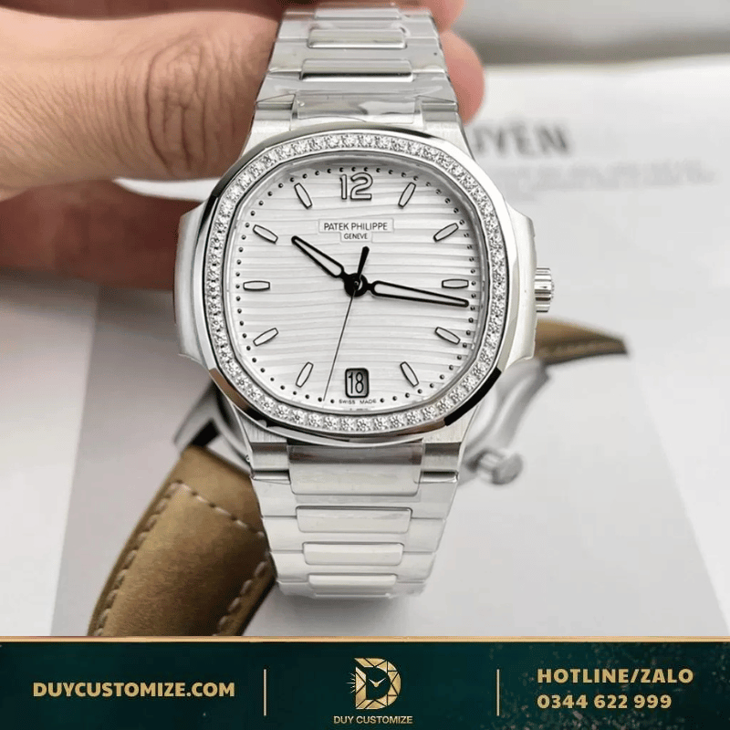 Patek Philippe Nautilus Replica 1:1 7118/1A-010 Women’s Watch