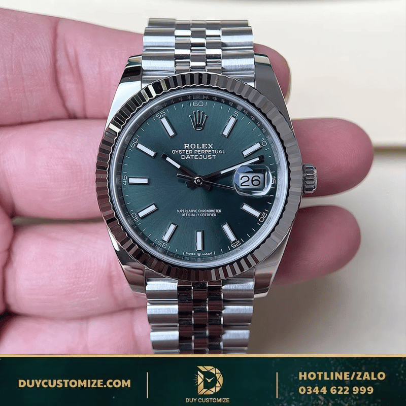 Rolex Datejust Super Fake 1:1 41 126334 Watch with Green Dial and Luminous Hour Markers